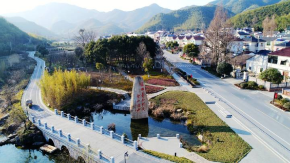 農(nóng)行與城市④｜湖州篇：深耕點(diǎn)綠成金，金融活水澆灌綠色沃野——綠色湖州的農(nóng)行實(shí)踐