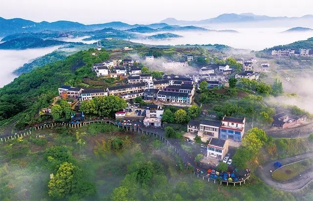 造就萬千美麗鄉(xiāng)村 造福萬千農(nóng)民群眾 “千萬工程”推動浙江山鄉(xiāng)巨變